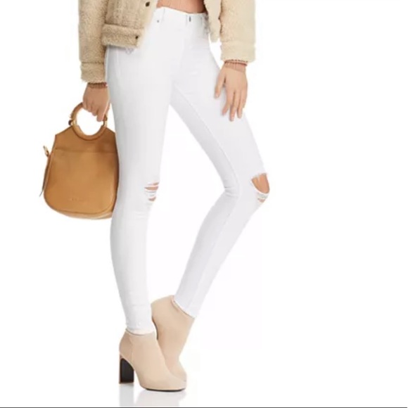 Host Pick 🌟 White Distressed Hidden Jeans - Picture 6 of 16